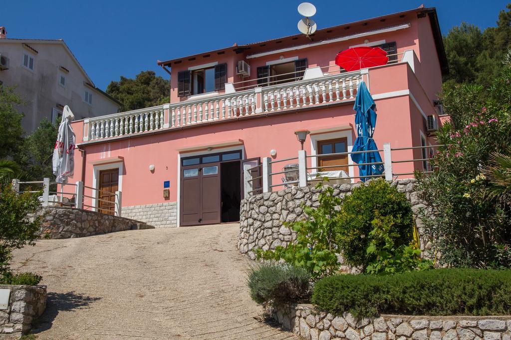 Apartments Villa Julija Mali Lošinj Exterior foto