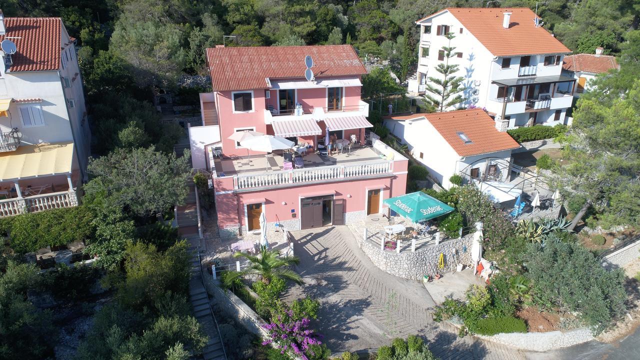 Apartments Villa Julija Mali Lošinj Exterior foto
