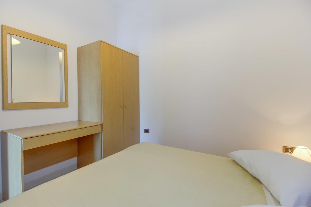 Apartments Villa Julija Mali Lošinj Exterior foto